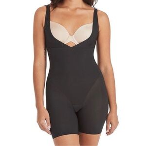 Maidenform Shapewear Black Wear Your Own Bra Firm Control Body Shaper 2556 NWOT